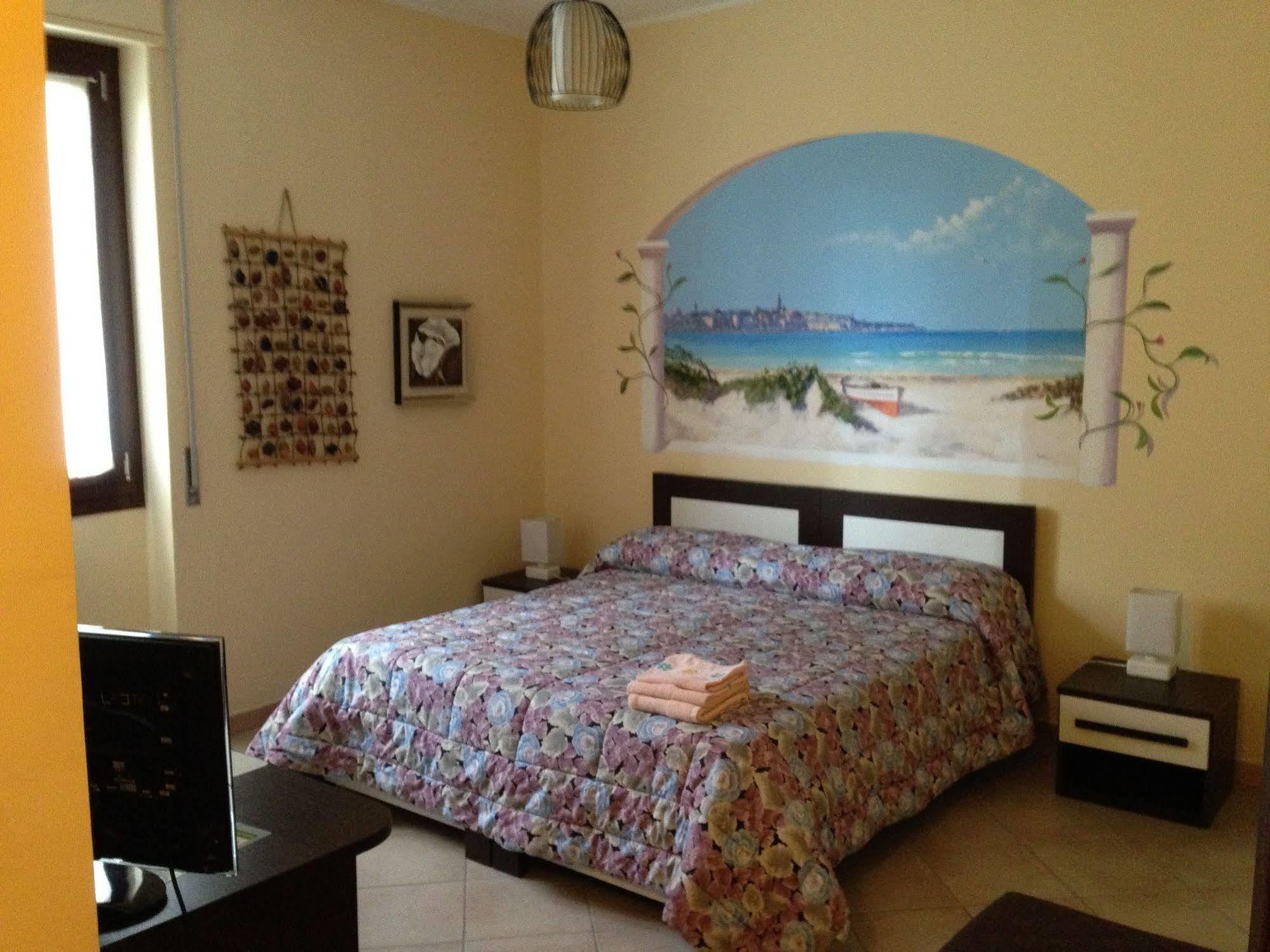 B&B La Porta Accanto Sassari Exterior photo